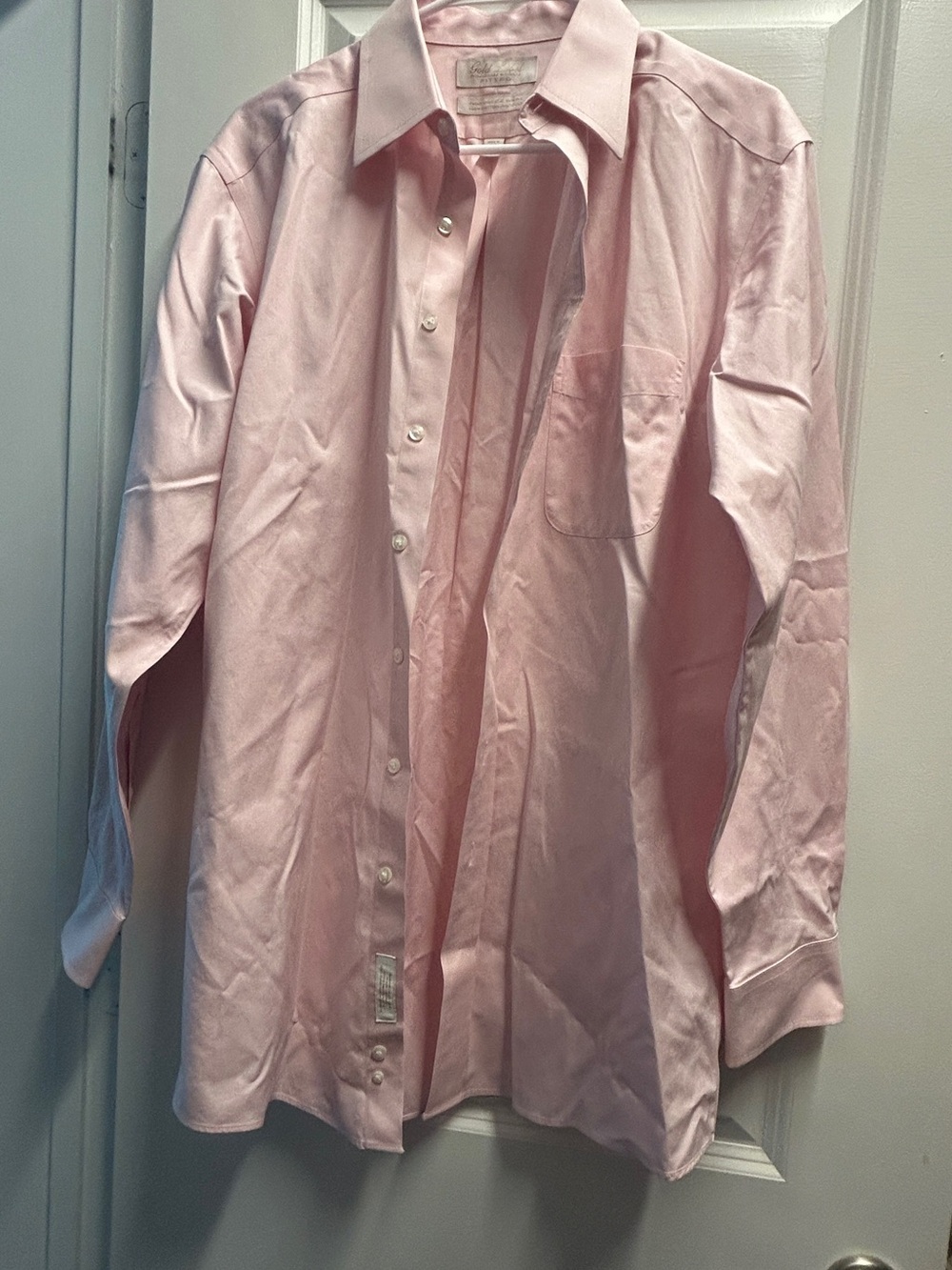 Men's Roundtree & Yorke Gold Label Fitted Classic Pink Button-Down Shirt